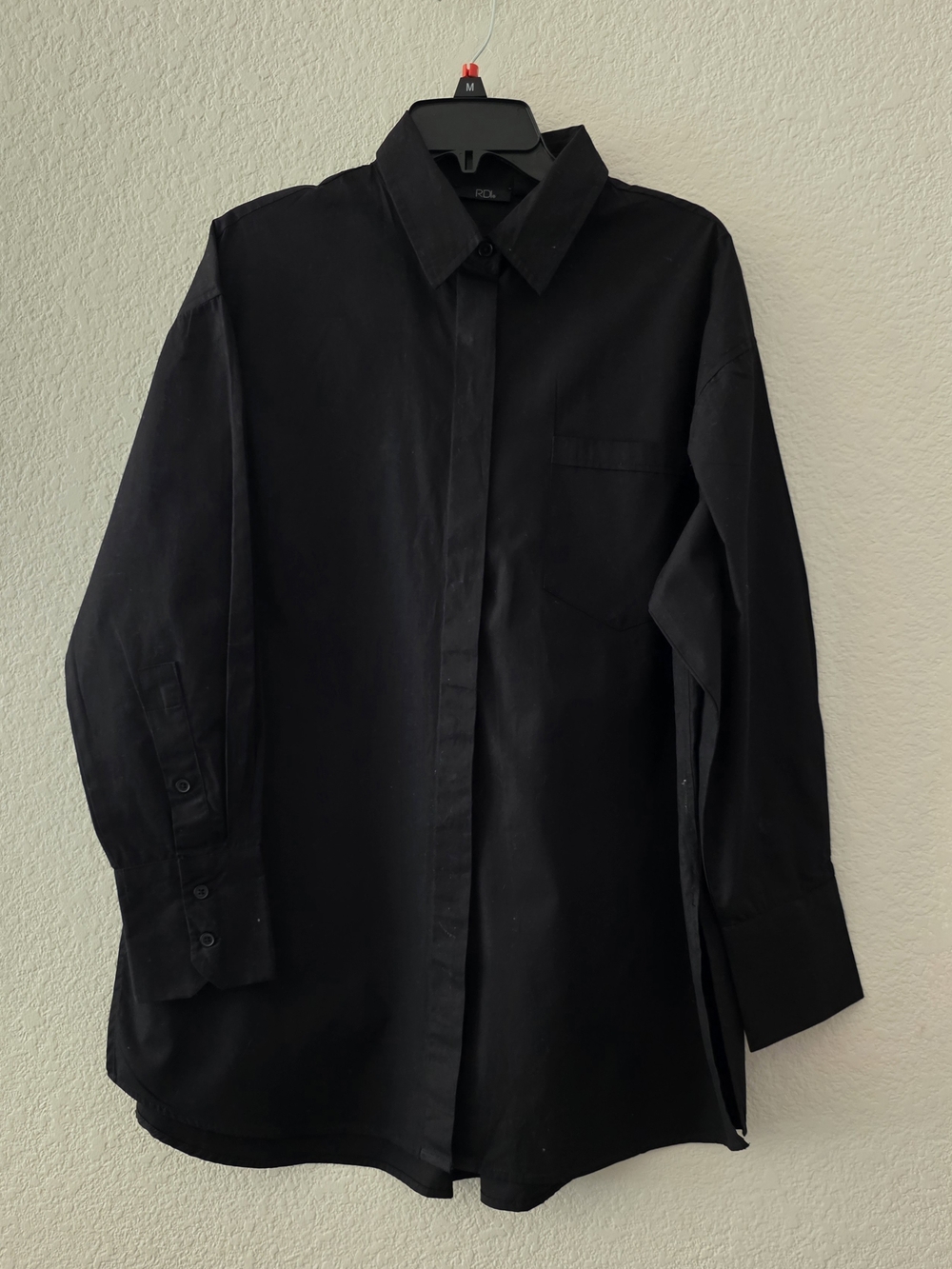 RDI Women's Black Long-Sleeve Button-Up Shirt